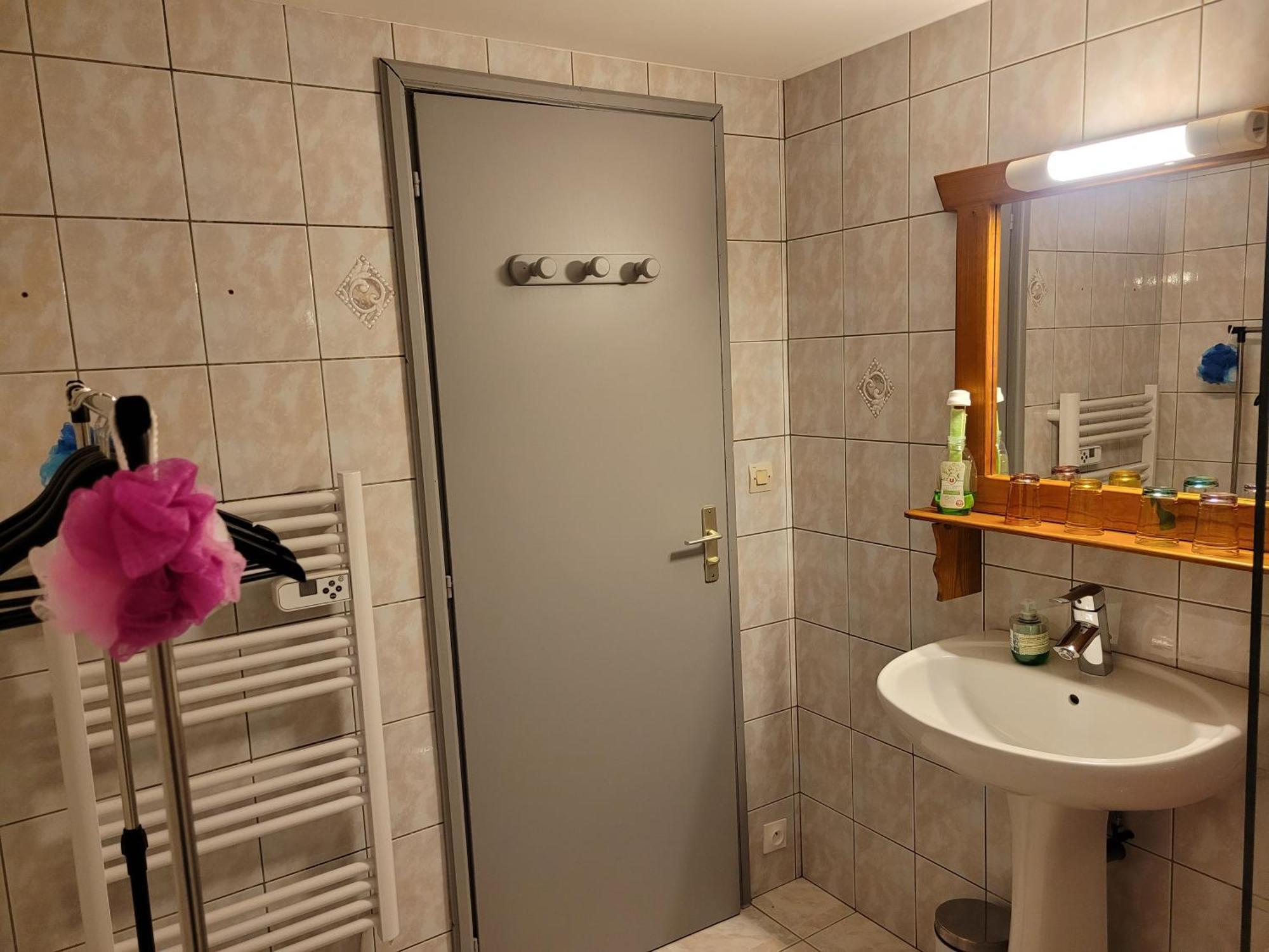 Centfontaines City Bonnevaux  Kültér fotó